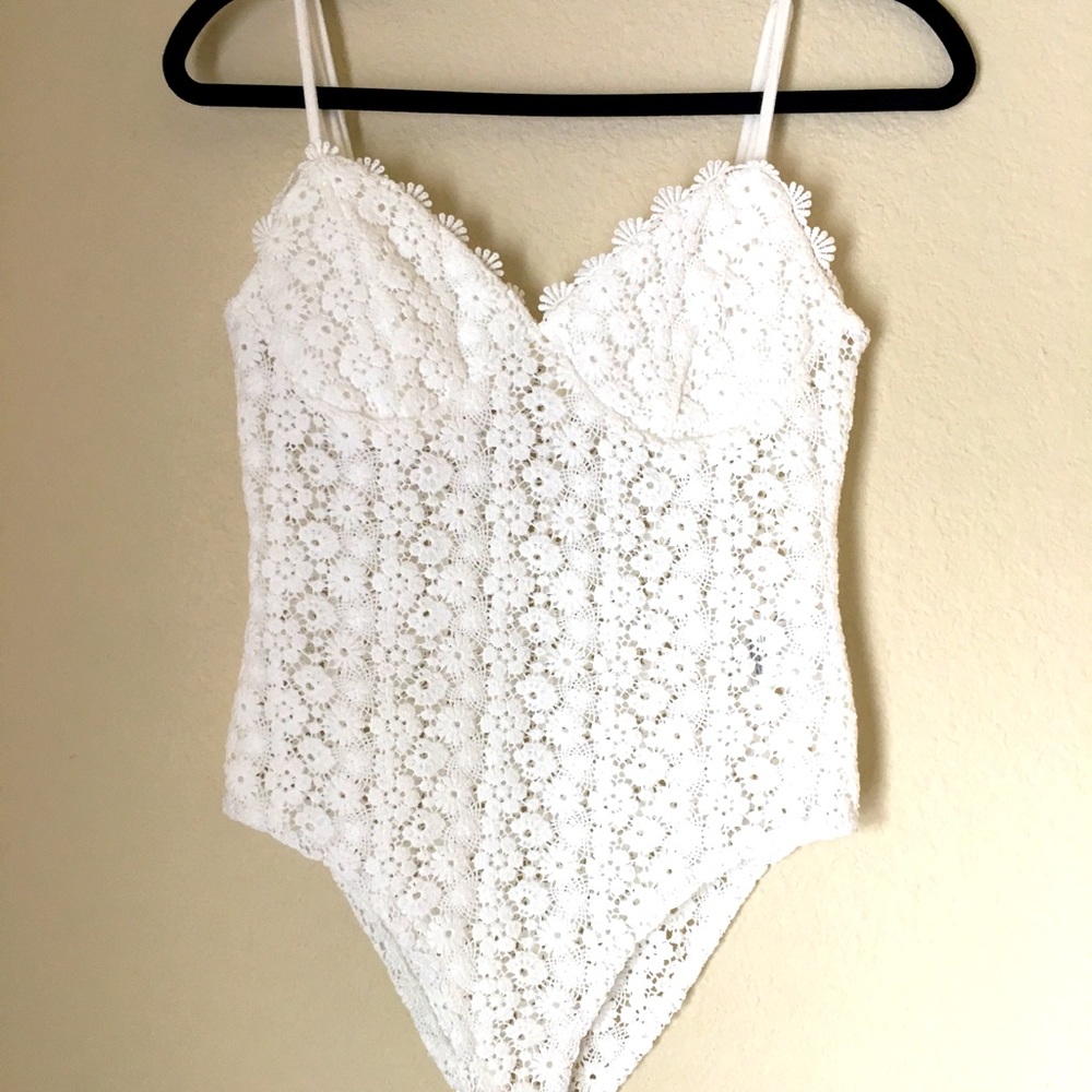 Floral Lace Bodysuit